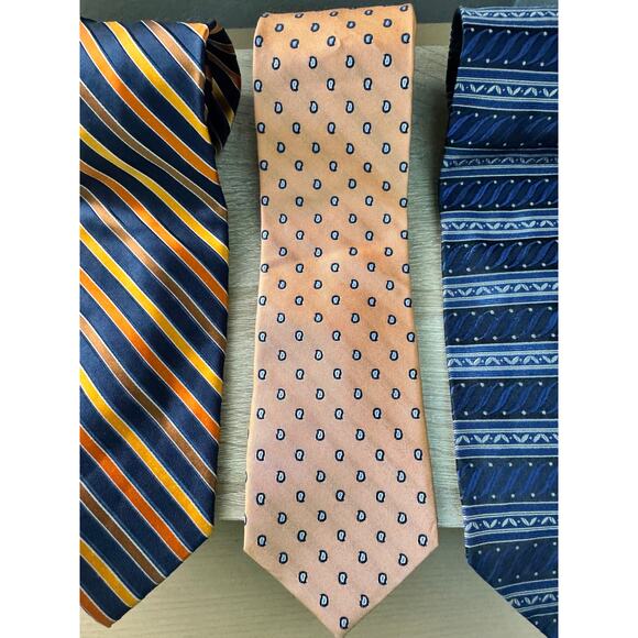 Roundtree & Yorke Silk Ties – Set of 3 – Striped, Geometric, and Patterned - Picture 3 of 16